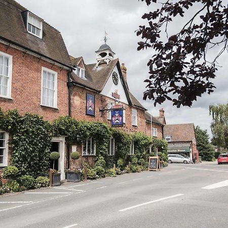 Hinds Head Hotell Aldermaston Exteriör bild