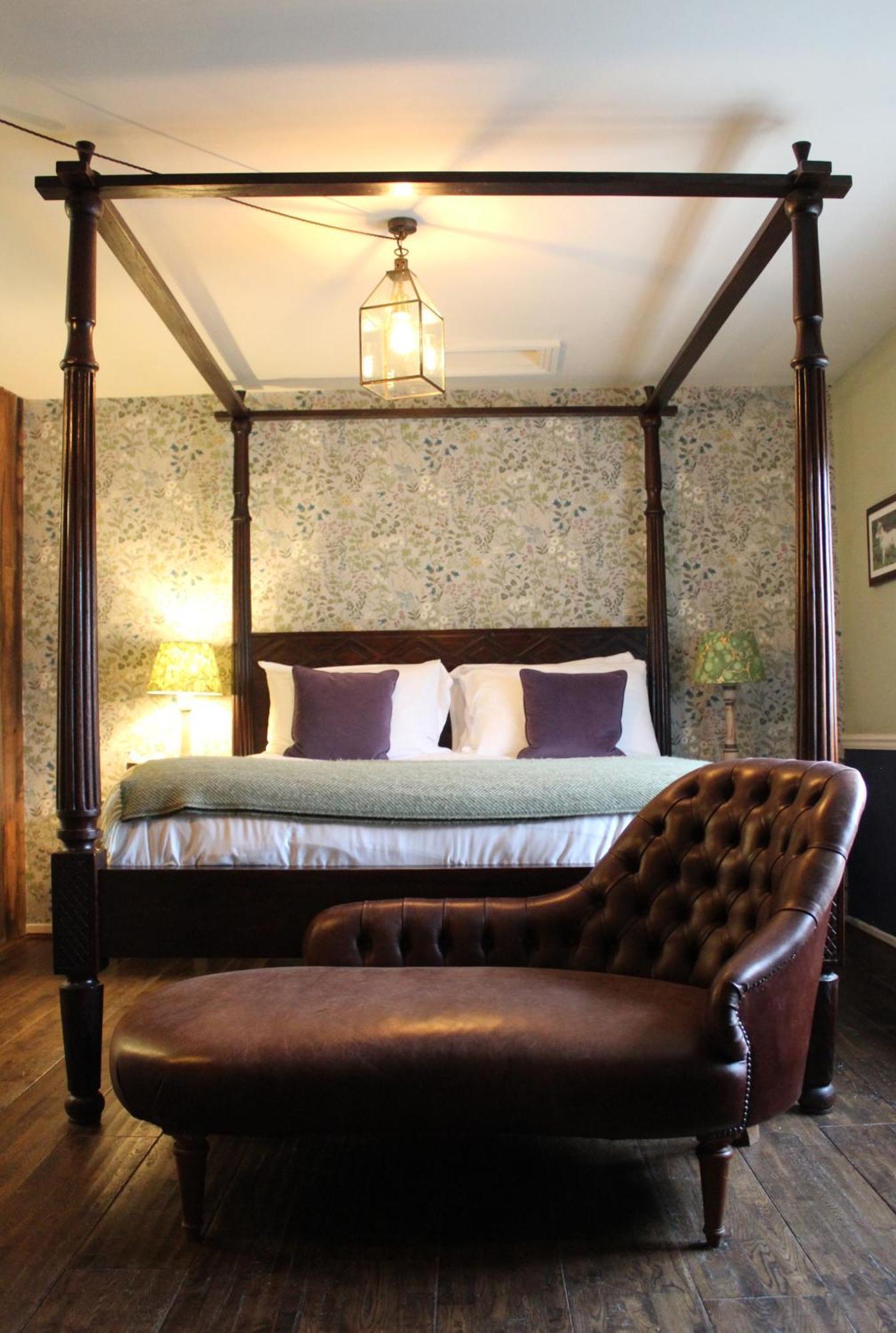 Hinds Head Hotell Aldermaston Exteriör bild