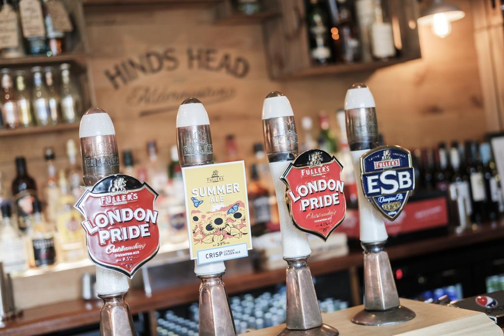 Hinds Head Hotell Aldermaston Exteriör bild